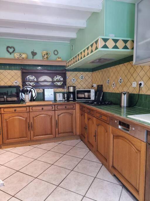 Maison Ideale Pour Une Famille Carcassonne Ngoại thất bức ảnh